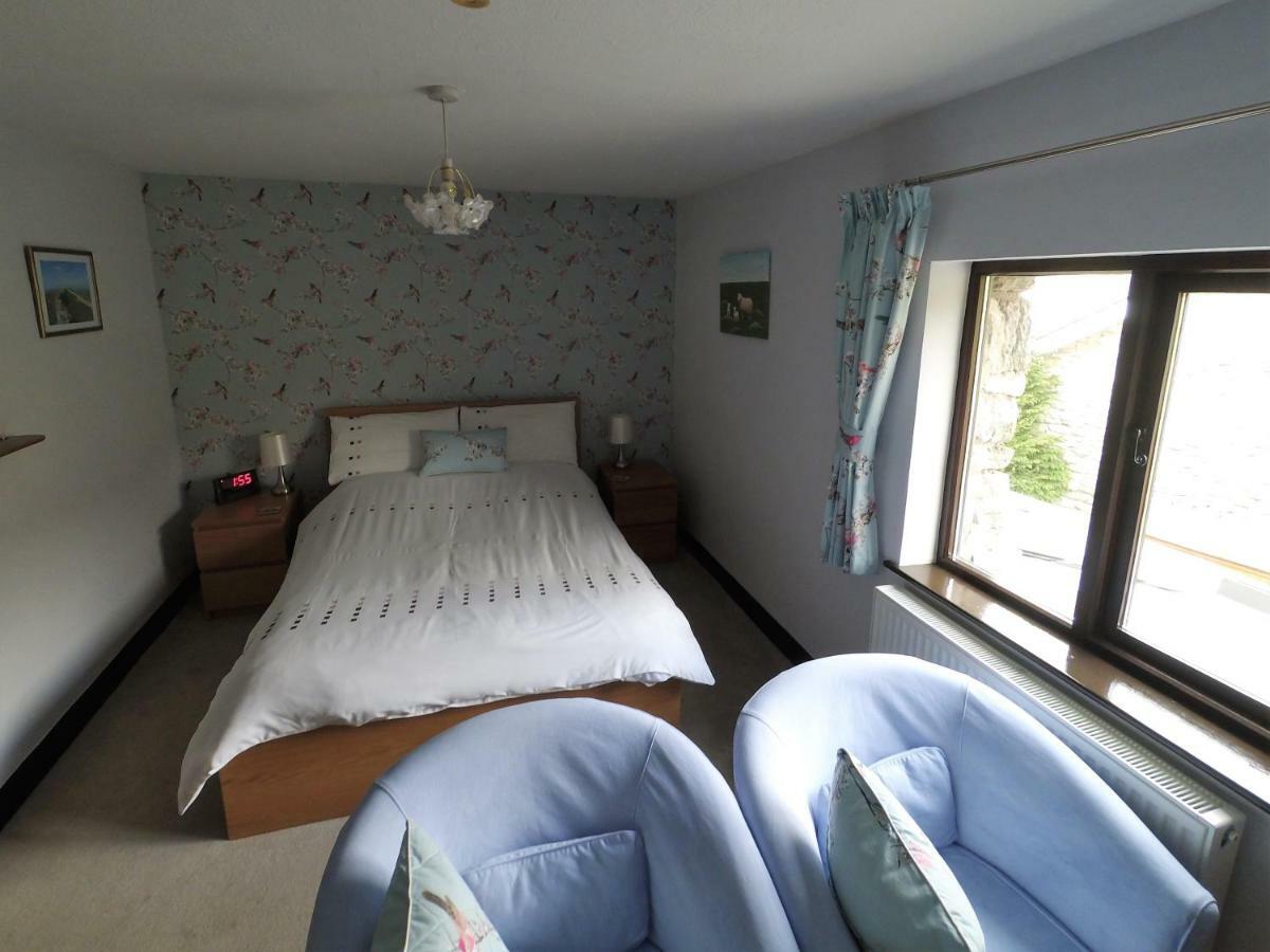 Scar Close Farmhouse Hotel Сетъл Екстериор снимка